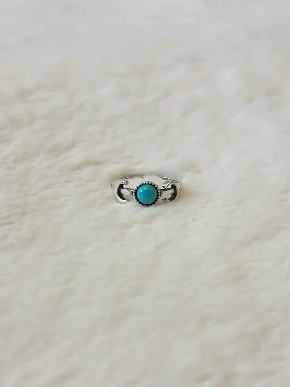 5/$15 🩷 MUST BUNDLE Turquoise Crescent Moon Cabochon Silver-Tone Ring for Women